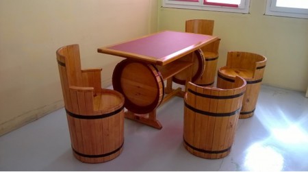  TABLE ET CHAISES EN BOIS MASSIF : COMMANDE N*5018/2018